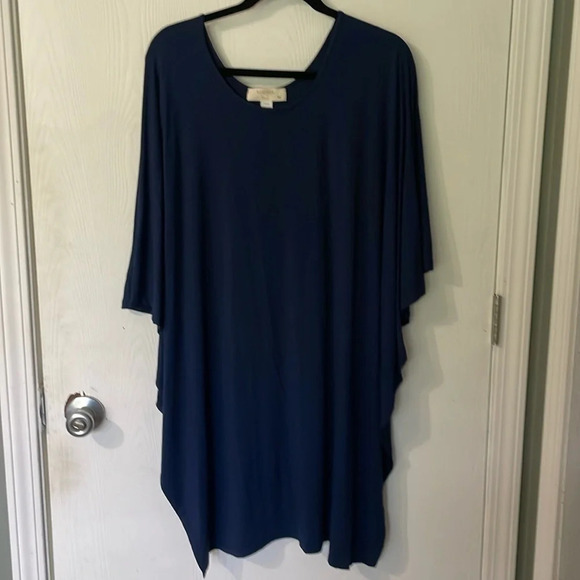Kerisma NWOT silk blend blue Poncho one size - Picture 2 of 3